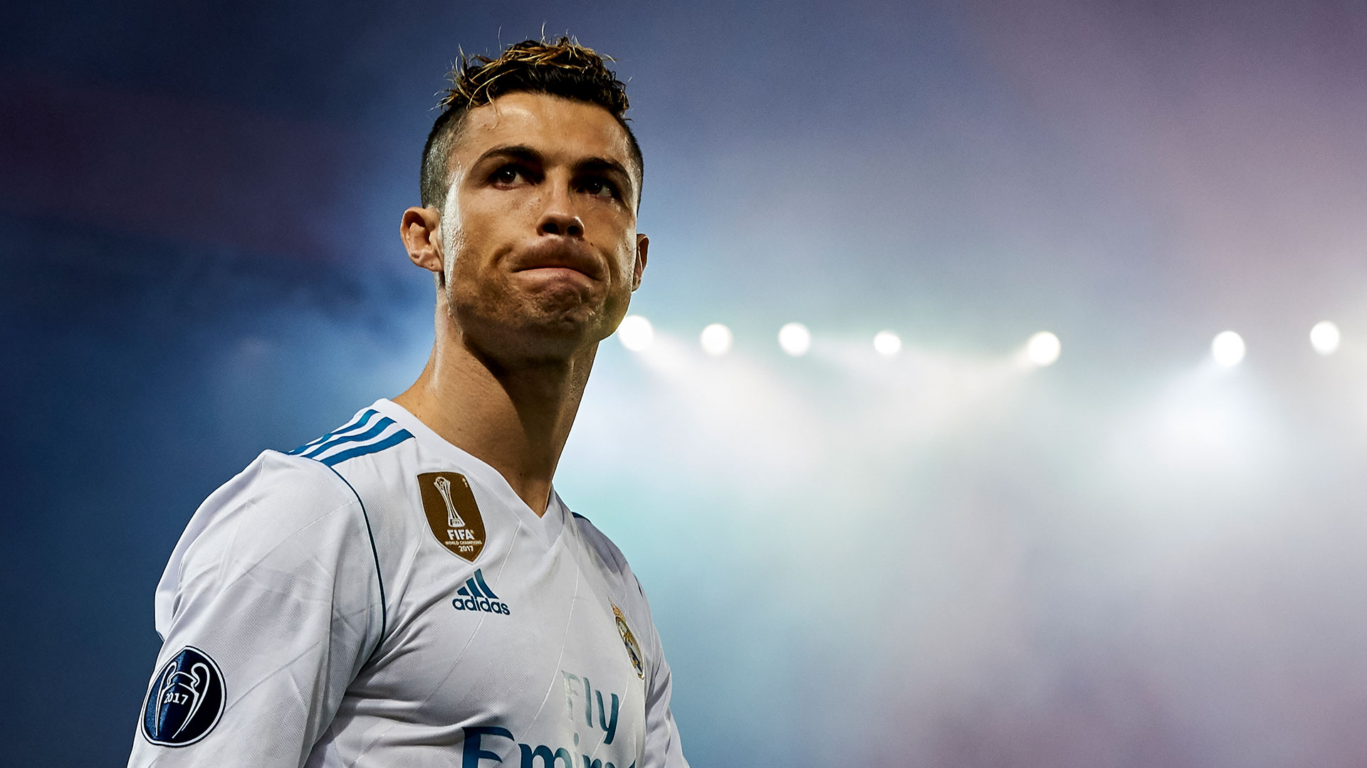 西媒：巴萨对阿拉维斯门票系统崩溃，球迷高喊反拉波尔塔口号（西媒：巴萨对阵阿拉维斯售票系统宕机，球迷高呼反拉波尔塔口号）