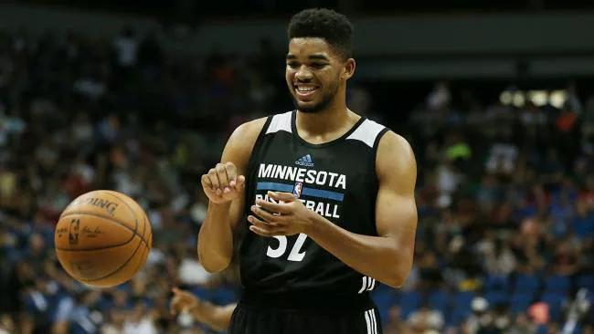 官方：曼联签下门将拉门斯 转会费2100万欧+浮动