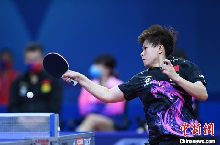 情绪不断被 情绪不断被